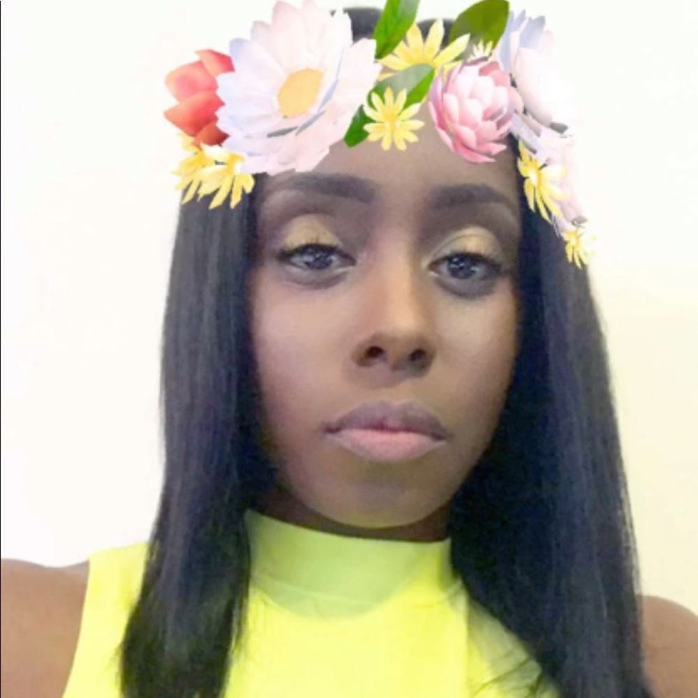 Meet your Posher, Samirah